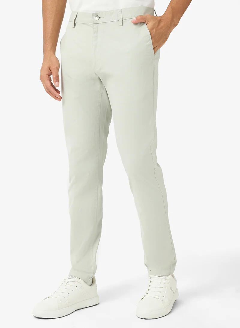 روبرت وود تشينو رسمي بقصة ضيقة